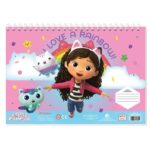 ΜΠΛΟΚ ΖΩΓΡΑΦΙΚΗΣ "GABBY΄S DOLLHOUSE" 23x33cm 40 ΦΥΛΛΑ ΑΥΤΟΚΟΛΛΗΤΑ-ΣΤΕΝΣΙΛ- 2ΣΕΛ ΧΡΩΜ/ΣΜΟΥ ΣΕ 2 ΣΧΕΔΙΑ